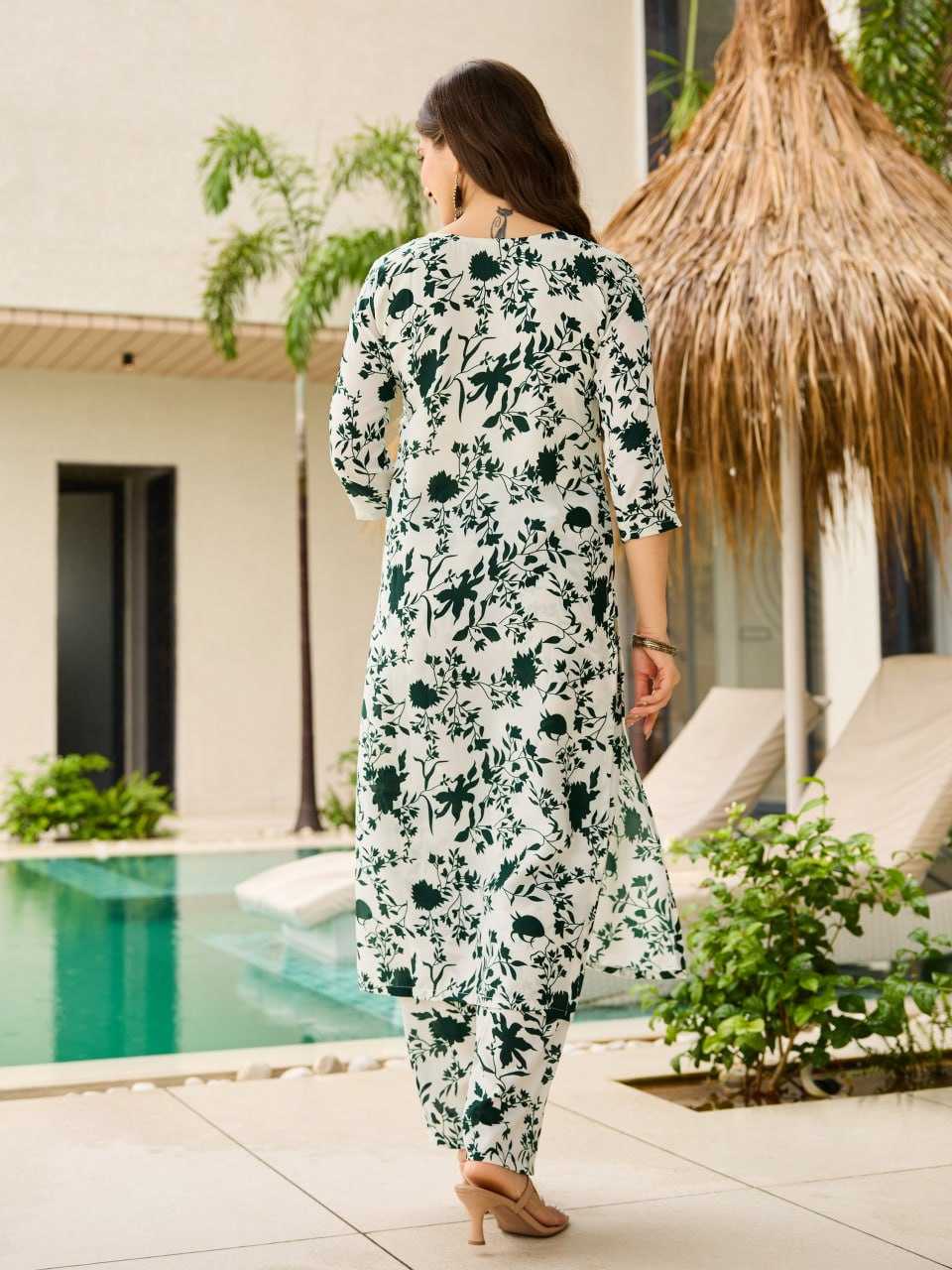 Floral Printed Kurti Pant Set with Matching Dupatta – Elegant Daily & Festive Wear